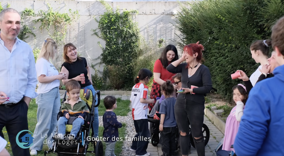 goûter inclusif et solidaire organisé par la maison des loges, hébergeur solidaire